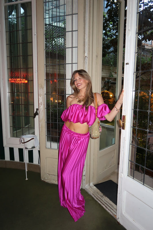 NOA - Satin-Koordinaten mit elegantem Glamour