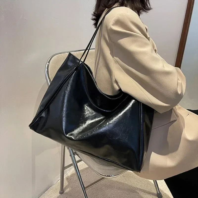 Velora Tote | Eleganz im Alltag