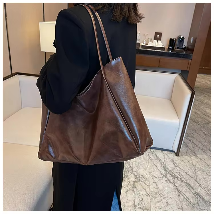 Velora Tote | Eleganz im Alltag