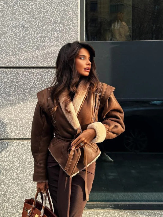 Nova™ - Pelzige Lederjacke