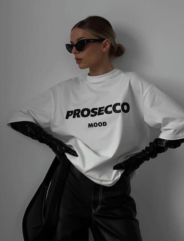 The Prosecco™ - Chic Tee