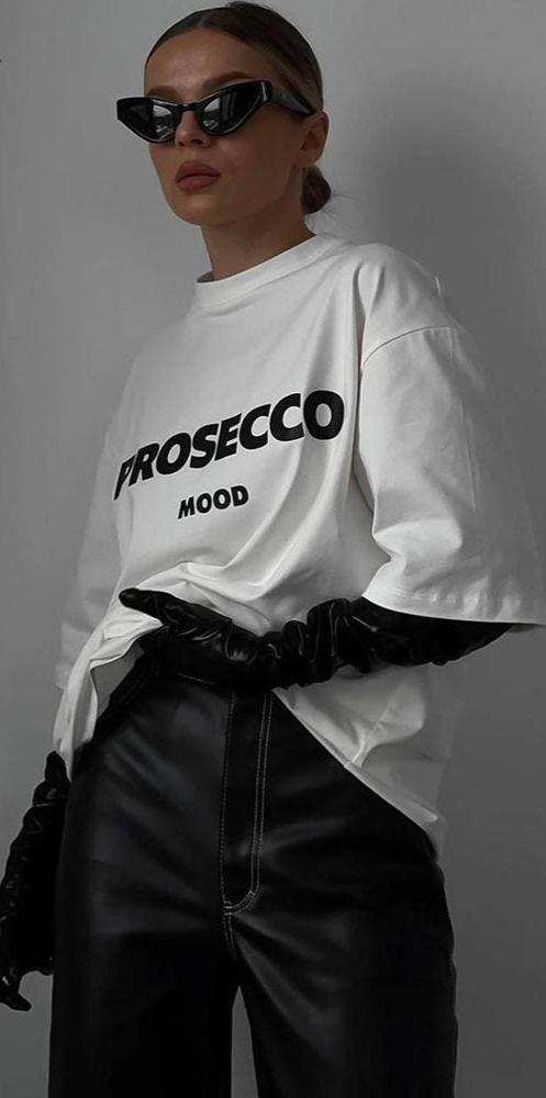 The Prosecco™ - Chic Tee
