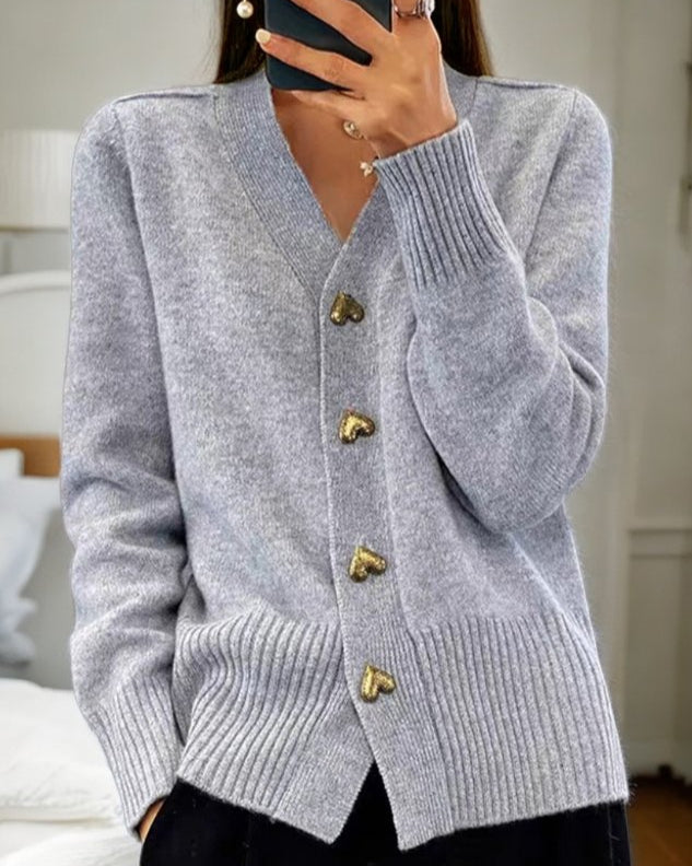 Olga™ | Cardigan with heart buttons