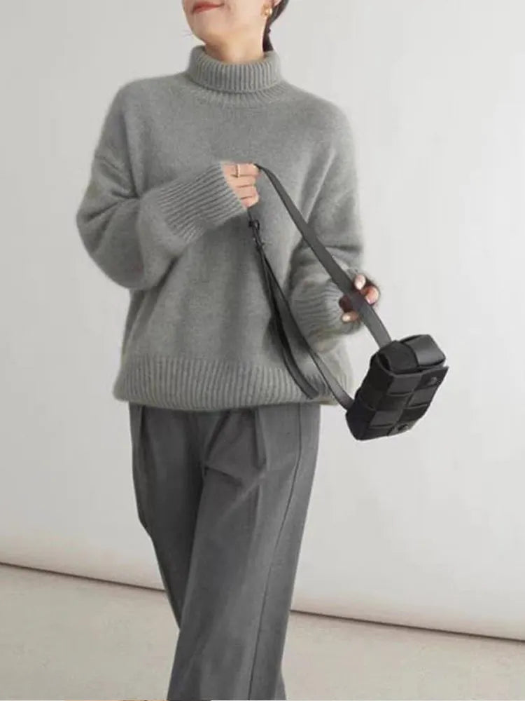 Caroline™ - Knitted Turtleneck